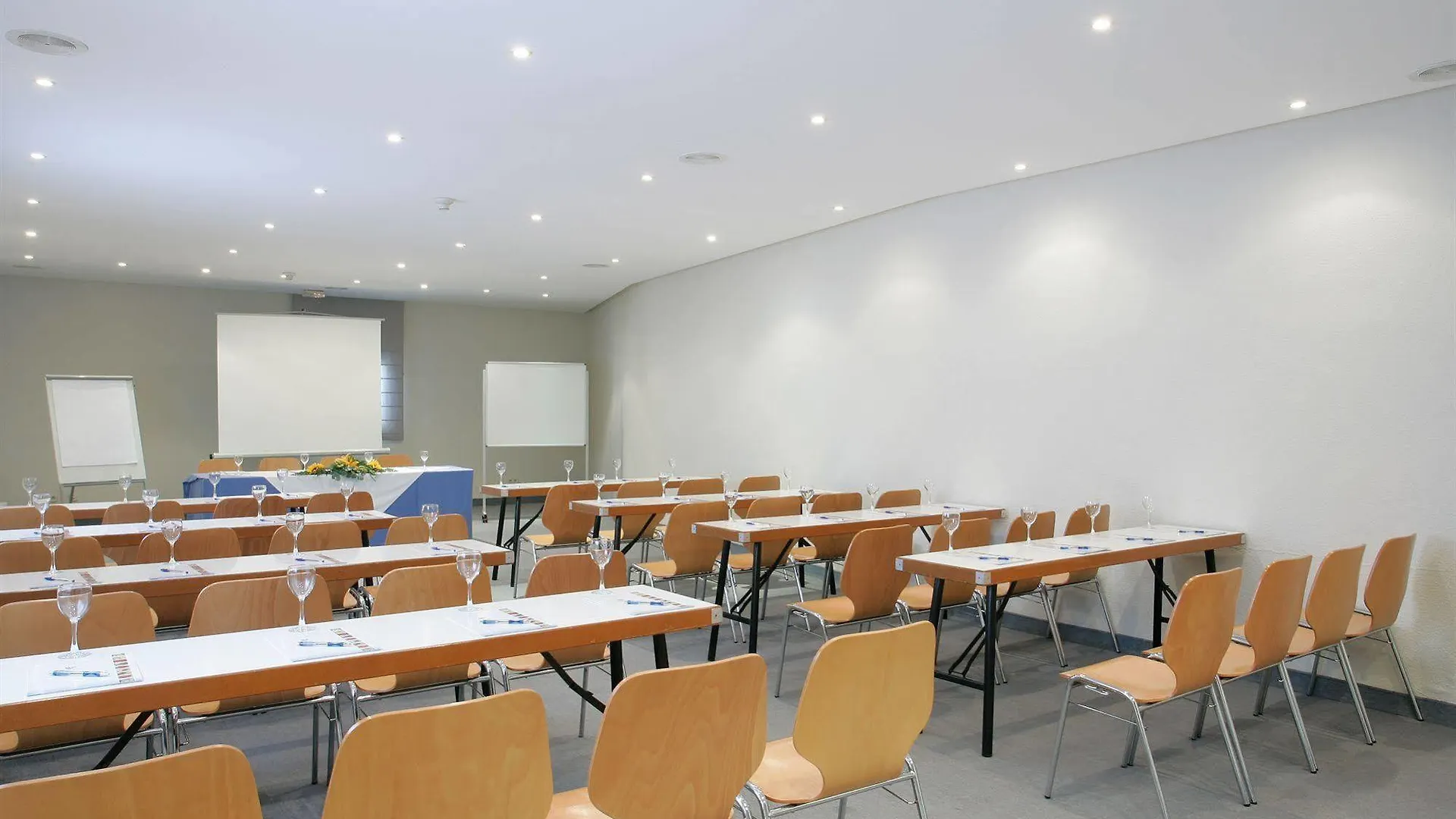 ****  פלמה דה מיורקה Bq Augusta Hotel ספרד